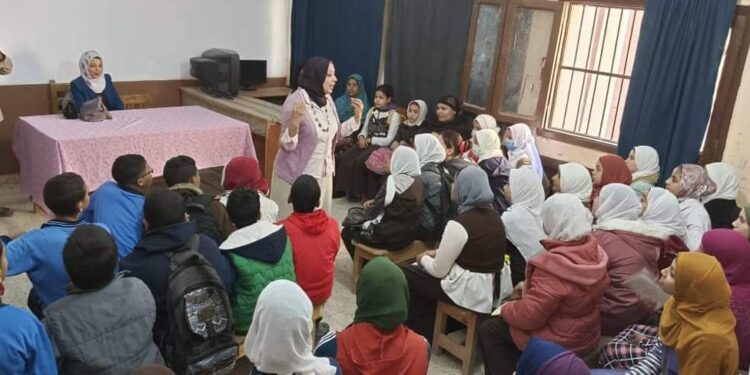 ثقافة المنيا تناقش يعنى إيه كلمة وطن ضمن فعاليات برنامج ترسيخ قيم وممارسات المواطنة