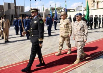 الفريق أسامة عسكر يعود إلى أرض الوطن بعد انتهاء زيارته الرسمية للسعودية