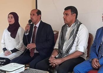 وكيل وزارة  الشباب والرياضة  بالأقصر  يلتقي بالفوج الثالث لقطار الشباب