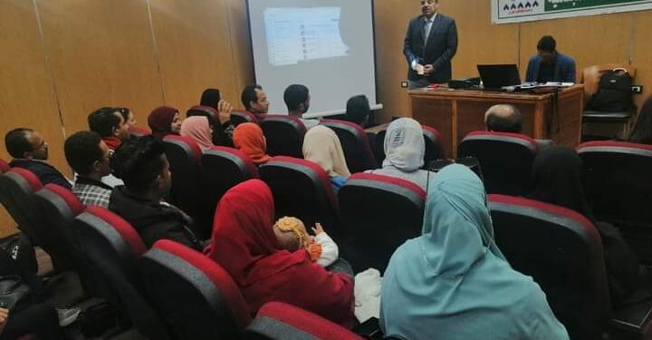 وحدة تكافؤ الفرص بالأقصر تنظم فعاليات تدريب على التسويق الإلكتروني