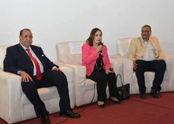 جامعة الأقصر تنظم ندوة توعوية عن تأثير التغيرات المناخية على الهجرة غير الشرعية والإتجار بالبشر