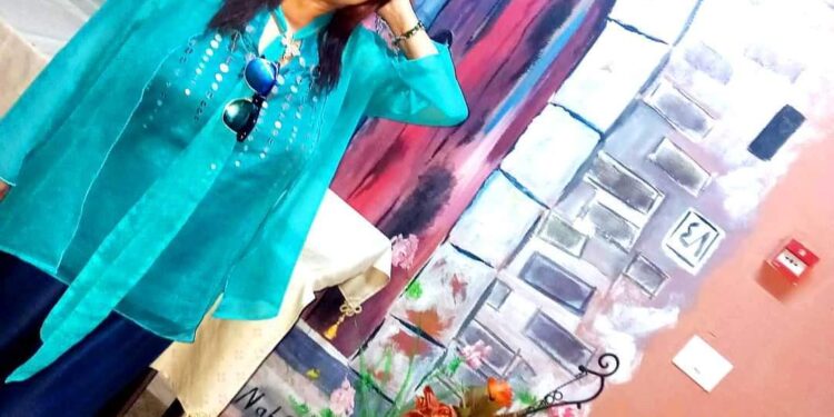 الشاعرة سليمى السرايري تكتب ياربة أقواس قزحية