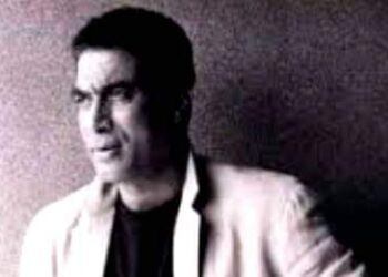 النمر الاسود يشع متفردا .. في عالم النمور