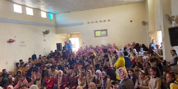 ثقافة الجيزة تختتم قافلة الواحات البحرية