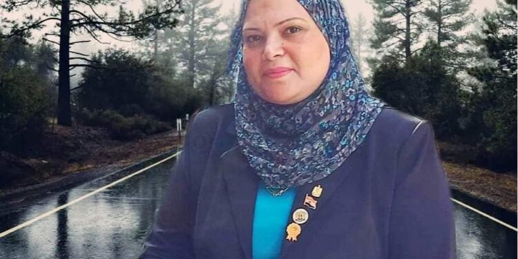 حوار عينيه…