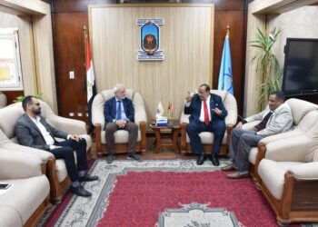 رئيس جامعة الأقصر والمستشار الثقافي الإيطالي يبحثان تنظيم ملتقى الجامعات الإيطالية يناير المقبل