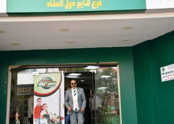 محافظ أسوان يقود حملة مكبرة مفاجئة بالأسواق والمجمعات الإستهلاكية والهايبر ماركت