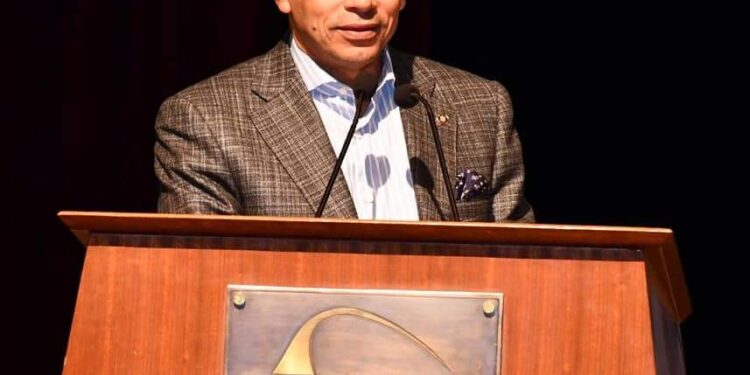 وزير الشباب والرياضة المصري … يشارك في فعاليات صالون رؤى بالإسكندرية