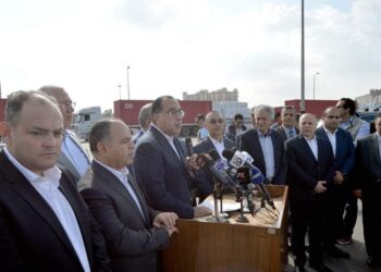 « مدبولي»: خروج سلع وبضائع بقيمة 1.236 مليار دولار من 24 حتى 30 ديسمبر