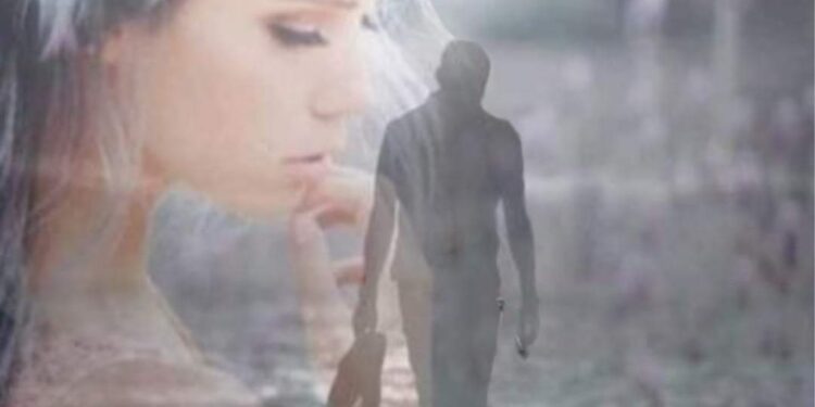 أعتذر وابوس الإيد …