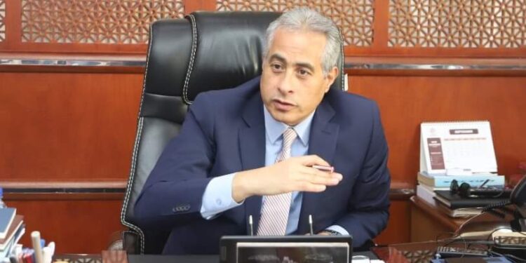 “القوى العاملة”:عجلات الإنتاج تعود للعمل في 3 شركات خاصة بالشرقية