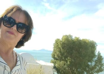 ارحلي بقلم الشاعرة حبيبة المحرزي تونس