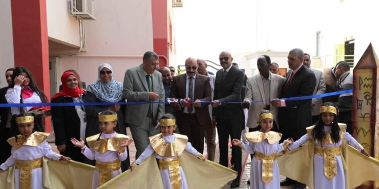 محافظ أسوان يفتتح المعرض المحلى للعلوم والهندسة ( إيساف مصر ) 2023