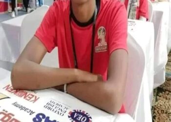 أبن النوبه يصل الي دولة الإمارات ممثلا عن مصر فى المسابقة الدولية KENKEN للألغاز الرياضية