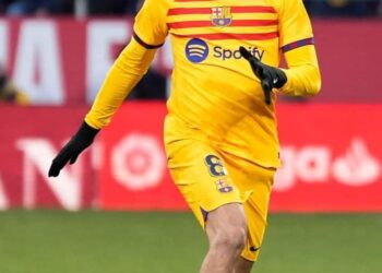 بشق الانفس برشلونه يتفوق على مضيفه جيرونا