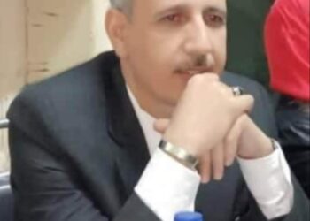 مرّتْ على الروحِ أفواجٌ وأفواجُ