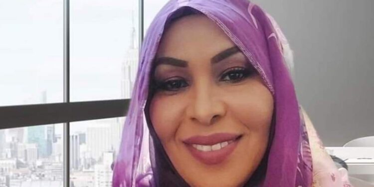 يتساقطونَ من شجرة العمر