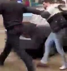 بالصور… على غرار واقعة ” نيرة” شاب يطعن فتاة  بالمنصورة بعد خلافات فسخ خطوبتهما.