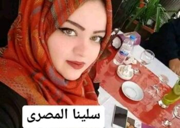 يا بائع الورد …