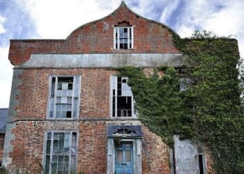 العثور على شخص توفي “في سريره” منذ 20 عاماً