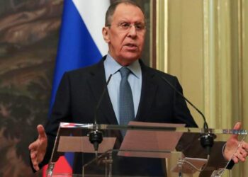 لافروف: الغرب عرقل مفاوضات إنهاء الحرب