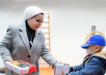 قرينة الرئيس  تزور  مستشفي شفاء الأورمان لعلاج سرطان الأطفال بالمجان بالأقصر