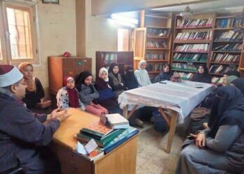 أسس الحياة الزوجية السعيدة” بثقافة الفيوم