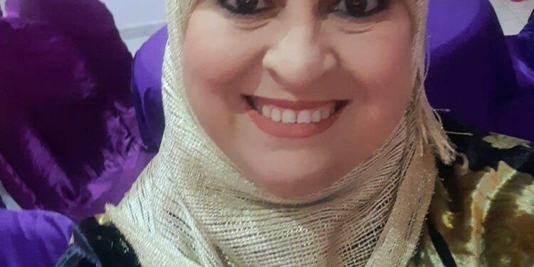 بإذن الله *الشاعرة… منى البابوري