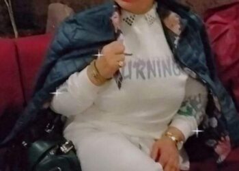 أتغنّجُ كلّ مساء …