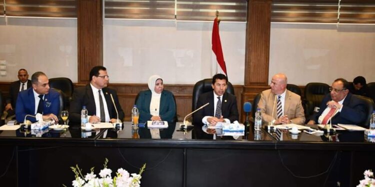 وزير الشباب والرياضة يبحث إطلاق مبادرة المواطن القدوة بقلم اشرف كمال رئيس التحرير