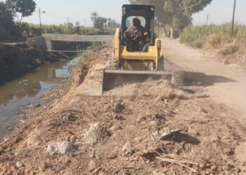 مدينة الزينية بالأقصر البدء فى  أعمال الحفر بالصرف الصحى بالناصرية