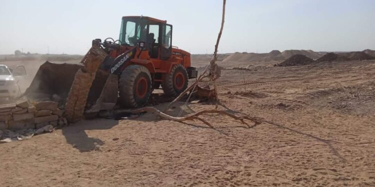 الأقصر تنفذ أعمال إزالة تعدى على أراضى أملاك الدولة على مساحة ٢٠ فدان
