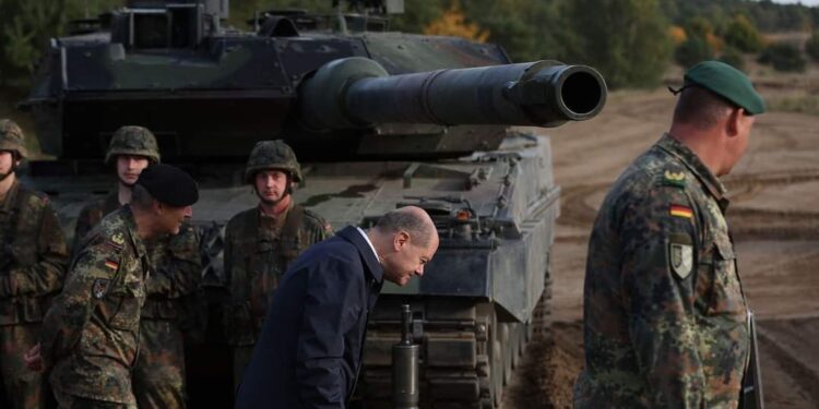 بولندا تستأذن ألمانيا لإرسال دبابات “ليوبارد” إلى أوكرانيا