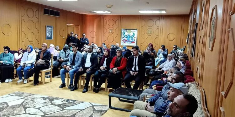 المشروعات القومية والتنمية بصالون الإسماعيلية الثقافي