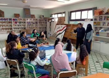 الفن المعاصر في الفن التشكيلي” محاضرة بثقافة الإسماعيلية