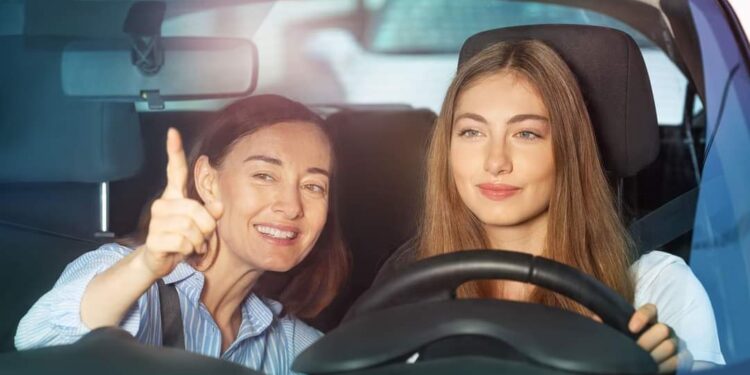 عقاب قاس لمتدربة ذهبت لفحص رخصة القيادة وهي ثملة