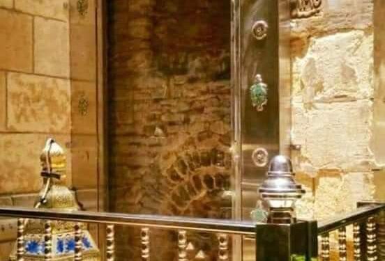 سبب تسمية باب مسجد سيدنا الحسين بالباب الأخضر ..وقصة بناء المسجد