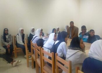 “توجيه سلوك الأفراد نحو الدمج مع المجتمع” بثقافة الأقصر.