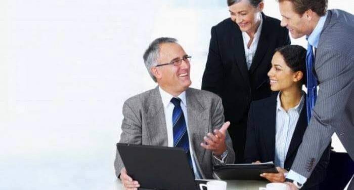 الصحفية زينب السعيد تكتب المدير الفاشل سبب انهيار الإدارة الناجحة