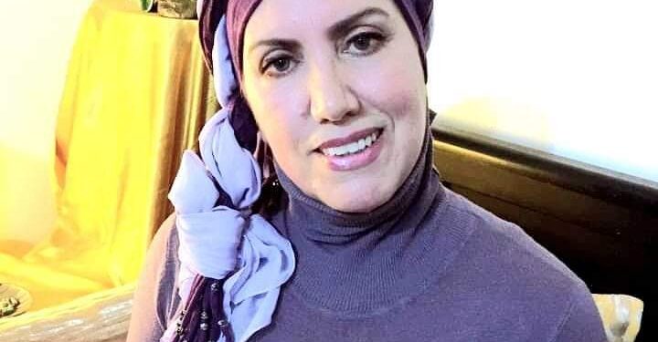 حين التقينا بقلم الشاعرةمنى بلحاج تونس