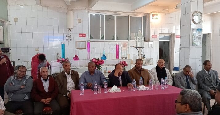 زكى يشارك فى تكريم عبدالمنصف وخليصى وخميس اعمدة الحفل .