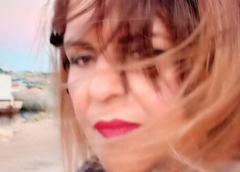 أنــا لــك …