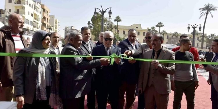 محافظ الأقصر يشهد افتتاح معرض ديارنا للحرف اليدوية والتراثية بساحة أبو الحجاج