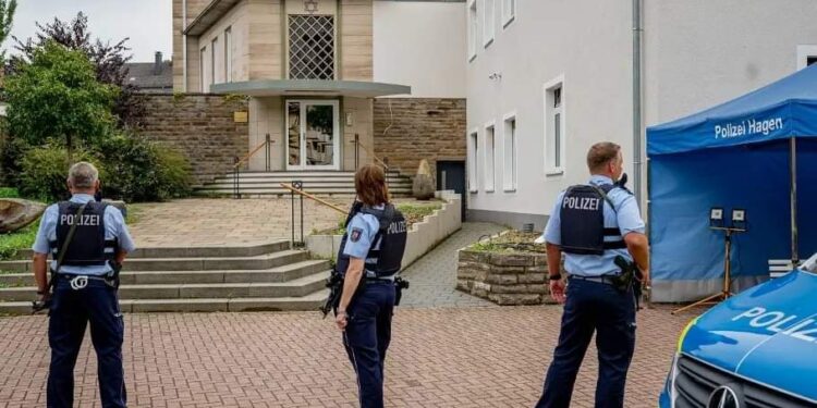 توقيف مراهق قتل مدرّسته طعناً في ألمانيا