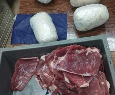 إحباط تهريب أقراص مخدرة داخل لحوم مجمدة عبر ميناء القاهرة الجوى