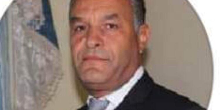 القادمُ مِنَ الصَمتِ …