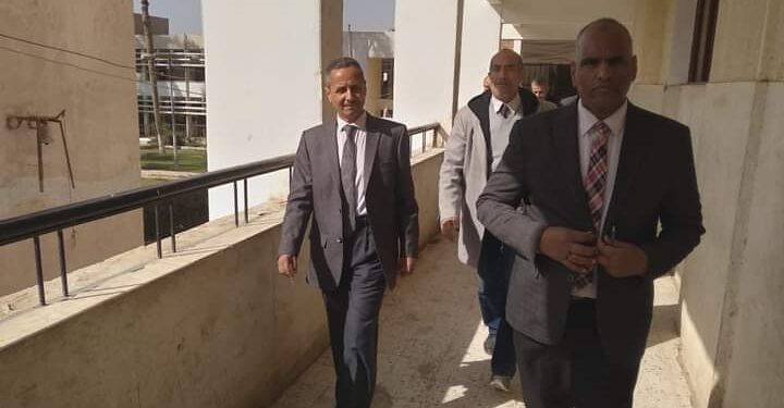 ” السيد ” يتفقد أعمال التصحيح والتقدير لأوراق طلاب الشهادة الإعدادية بملوى