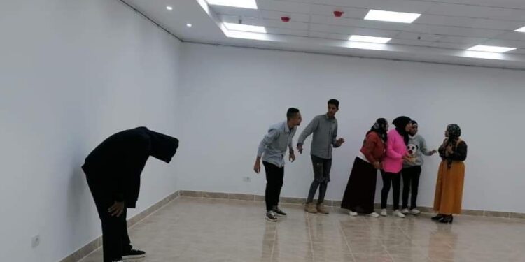 العودة الي الحرب” عروض نوادى المسرح بثقافة البحر الأحمر