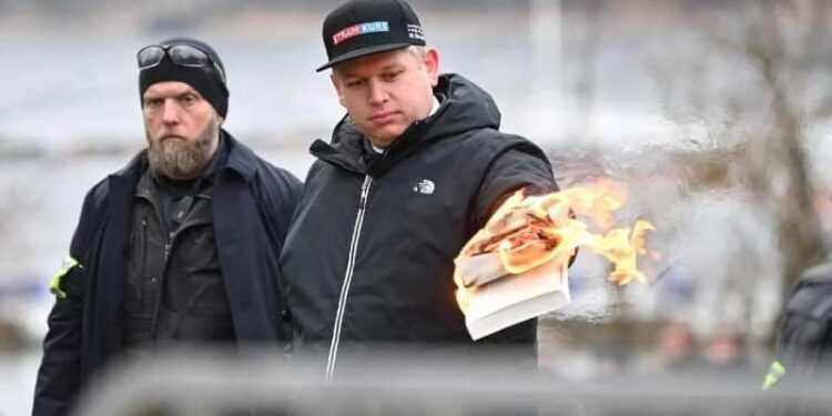 برلين تدين حرق القرآن في ستوكهولم