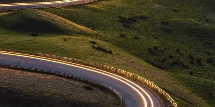 ومضيت في طريقي …